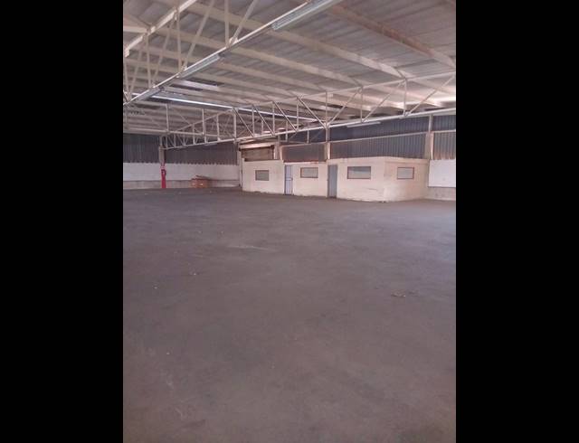 INDUSTRIAL PROPERTY TO RENT IN BENROSE